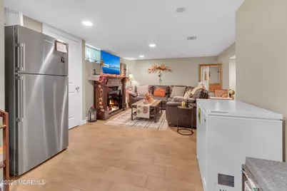 41 Longstreet Road, Manalapan Township, NJ 07726 - Photo 25