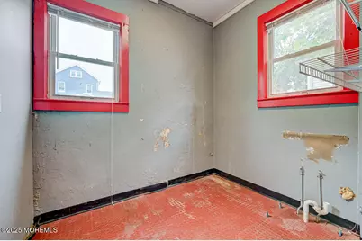 95 Broadway, Keyport, NJ 07735 - Photo 11