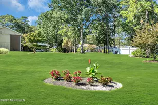 586A Lake Point Dr, Lakewood, NJ 08701 - Photo 25