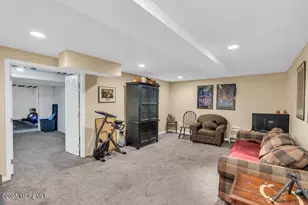 375 Peter Forman Dr, Freehold, NJ 07728 - Photo 45