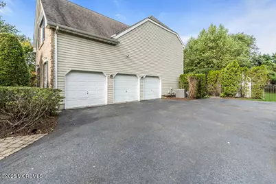 375 Peter Forman Drive, Freehold, NJ 07728 - Photo 55