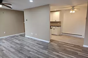 54 Amberly Dr, Manalapan Township, NJ 07726 - Photo 5