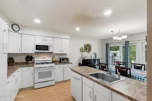 62 Violet Ct, Toms River Township, NJ 08753 - Photo 15