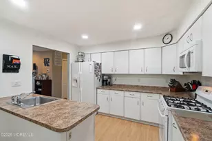 62 Violet Ct, Toms River Township, NJ 08753 - Photo 13