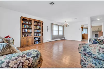 60 Woodstock Drive, Toms River Township, NJ 08757 - Photo 9