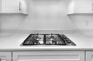 98 Fillmore Dr, Monroe Township, NJ 08831 - Photo 11