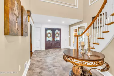 9 Joyce Court, Manalapan Township, NJ 07726 - Photo 3