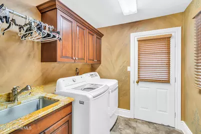 9 Joyce Court, Manalapan Township, NJ 07726 - Photo 19