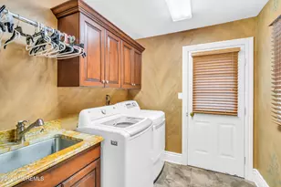 9 Joyce Ct, Manalapan Township, NJ 07726 - Photo 19