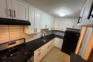 82 Manor Dr, Red Bank, NJ 07701 - Photo 11