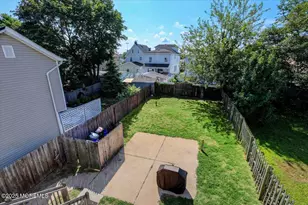 111 John St, Old Bridge Township, NJ 08879 - Photo 37