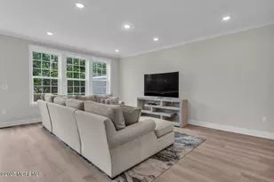 314 Auburn Ter, Manalapan Township, NJ 07726 - Photo 13