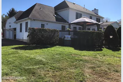 10 Saddlebrook Road, Millstone Township, NJ 08535 - Photo 9