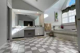 10 Saddlebrook Rd, Millstone Township, NJ 08535 - Photo 73