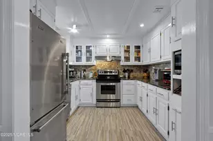 176 Rossmoor Dr, Monroe Township, NJ 08831 - Photo 9