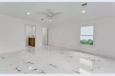 13 Lasatta Avenue, Englishtown, NJ 07726 - Photo 17