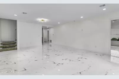 13 Lasatta Avenue, Englishtown, NJ 07726 - Photo 9