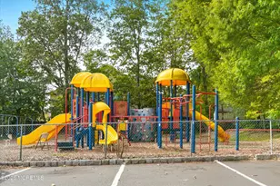 116 Ricky Ln, Lakewood, NJ 08701 - Photo 9