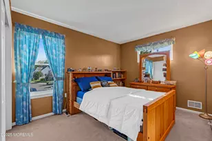 50 E Shenendoah Rd, Howell Township, NJ 07731 - Photo 15