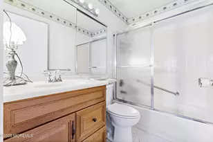 106 Wilshire Ct, Old Bridge Township, NJ 08857 - Photo 21