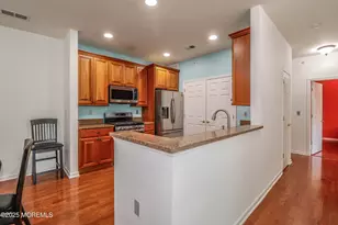 439 Sophee Ln, Lakewood, NJ 08701 - Photo 9