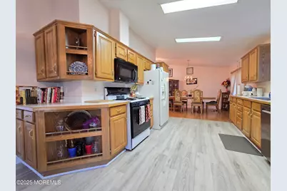 98 Woody Road, Freehold, NJ 07728 - Photo 5