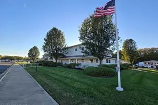 98 Woody Rd, Freehold, NJ 07728 - Photo 35