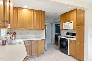 611 Boulton Ave, Point Pleasant, NJ 08742 - Photo 11