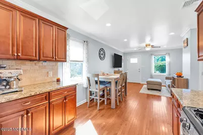 35 Willow Street, Port Monmouth, NJ 07758 - Photo 17