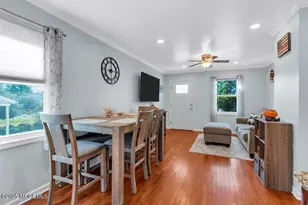 35 Willow St, Port Monmouth, NJ 07758 - Photo 11