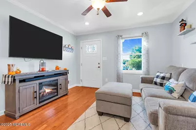 35 Willow Street, Port Monmouth, NJ 07758 - Photo 5