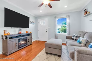 35 Willow St, Port Monmouth, NJ 07758 - Photo 5