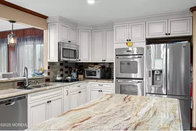 172 Bennett Road, Freehold, NJ 07728 - Photo 23