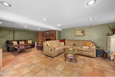 172 Bennett Road, Freehold, NJ 07728 - Photo 9