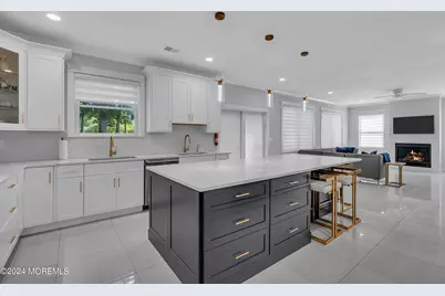 8 Sarah Lane, Eatontown, NJ 07724 - Photo 23