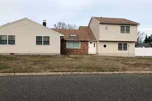 8 Dwight Dr, Ocean, NJ 07712 - Photo 1