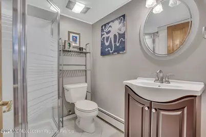 559 Dow Avenue, Oakhurst, NJ 07755 - Photo 11