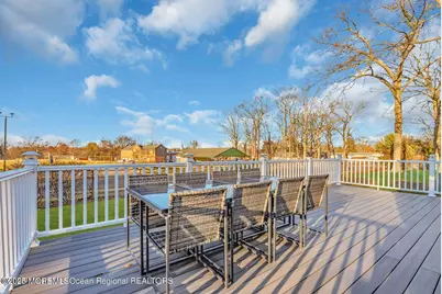 17 Roslyn Drive, Oakhurst, NJ 07755 - Photo 19