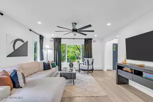 17 Woods End Rd, Colts Neck Township, NJ 07722 - Photo 7