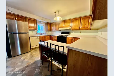 915 Oak Ridge Terrace, Manchester Township, NJ 08759 - Photo 3