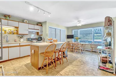 390 Conover Place, Red Bank, NJ 07701 - Photo 13