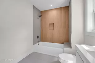 21 Pension Hill Rd, Manalapan Township, NJ 07726 - Photo 19