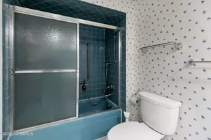 26 Meadow Green Cir, Manalapan Township, NJ 07726 - Photo 13