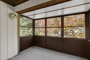 26 Meadow Green Cir, Manalapan Township, NJ 07726 - Photo 11