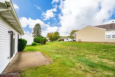 7 Bishop Court, Marlboro Township, NJ 07746 - Photo 19