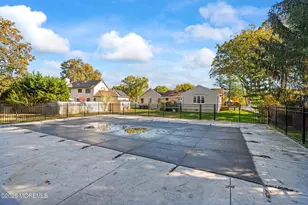 72 Whalepond Rd, Oakhurst, NJ 07755 - Photo 41