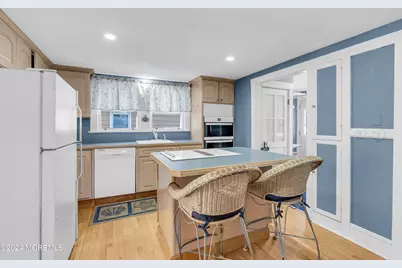 424 Burlington Avenue, Bradley Beach, NJ 07720 - Photo 21