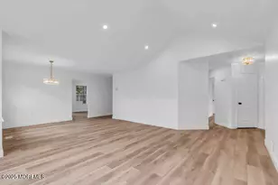 11 Sedgwick Square, Jackson, NJ 08527 - Photo 5