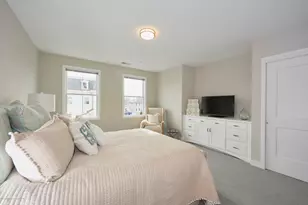 92 Drs James Parker Blvd, Red Bank, NJ 07701 - Photo 9