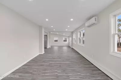 116 Hudson Avenue, Hazlet Township, NJ 07734 - Photo 25